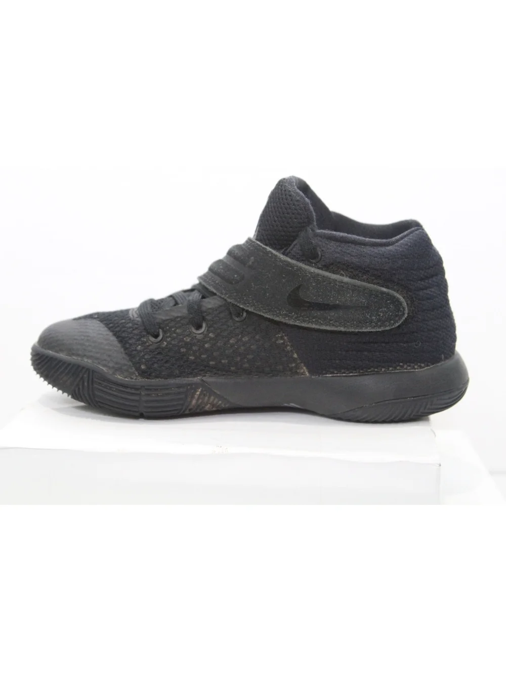 Nike Kyrie Irving 2 PS Black Preschool Kids Shoes 827280-008 Youth Size 12 C